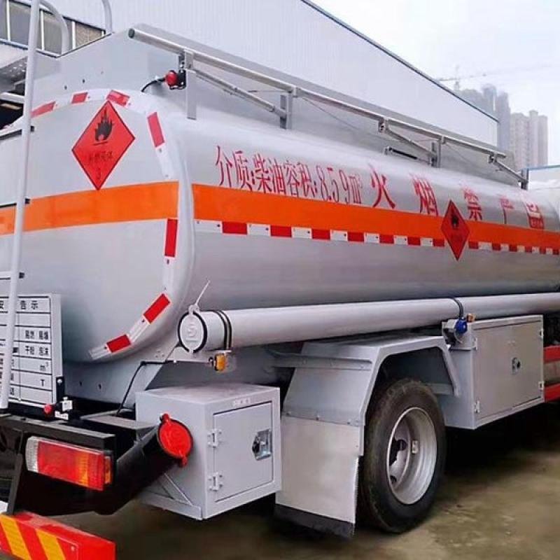 FAW J6F 4~6m3 refueling truck