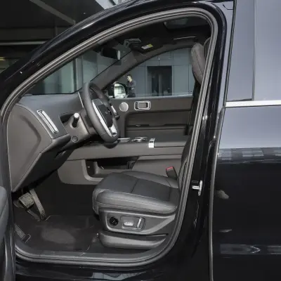 Li Auto L6