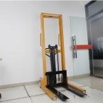 HS05~HS30 - 0.5~3 Ton Hand Pallet Stacker
