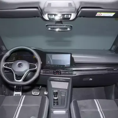 Volkswagen Golf 2024