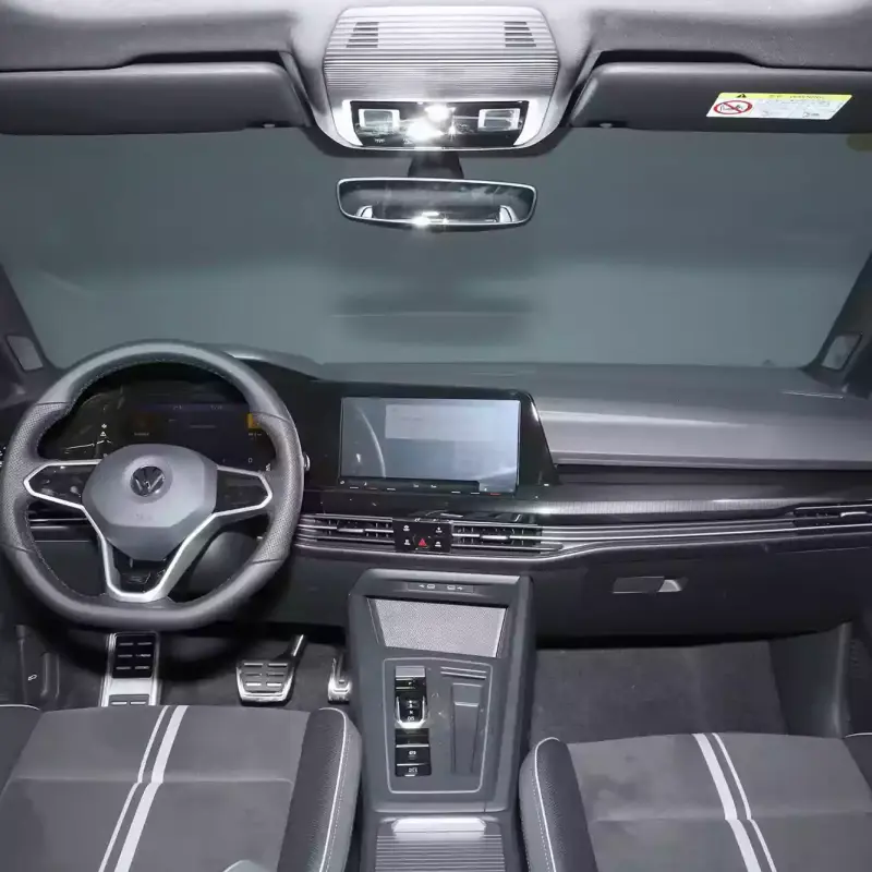 Volkswagen Golf 2024