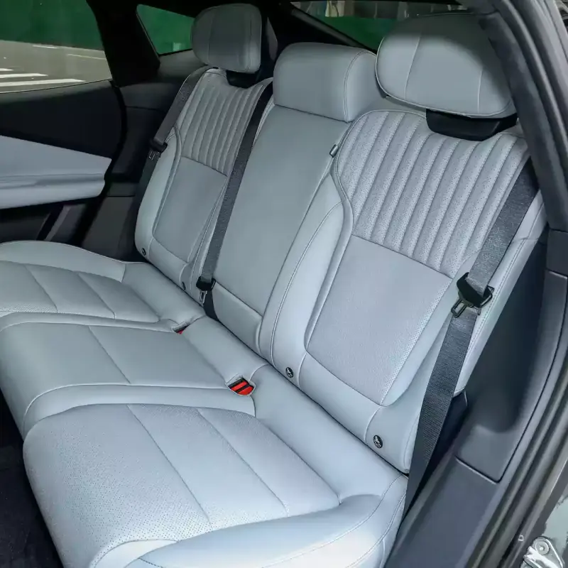 Lynk & Co Z10