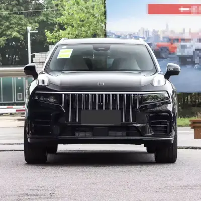 Lynk &amp; Co 09