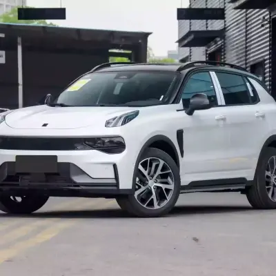 Lynk &amp; Co 01