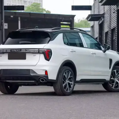 Lynk & Co 01