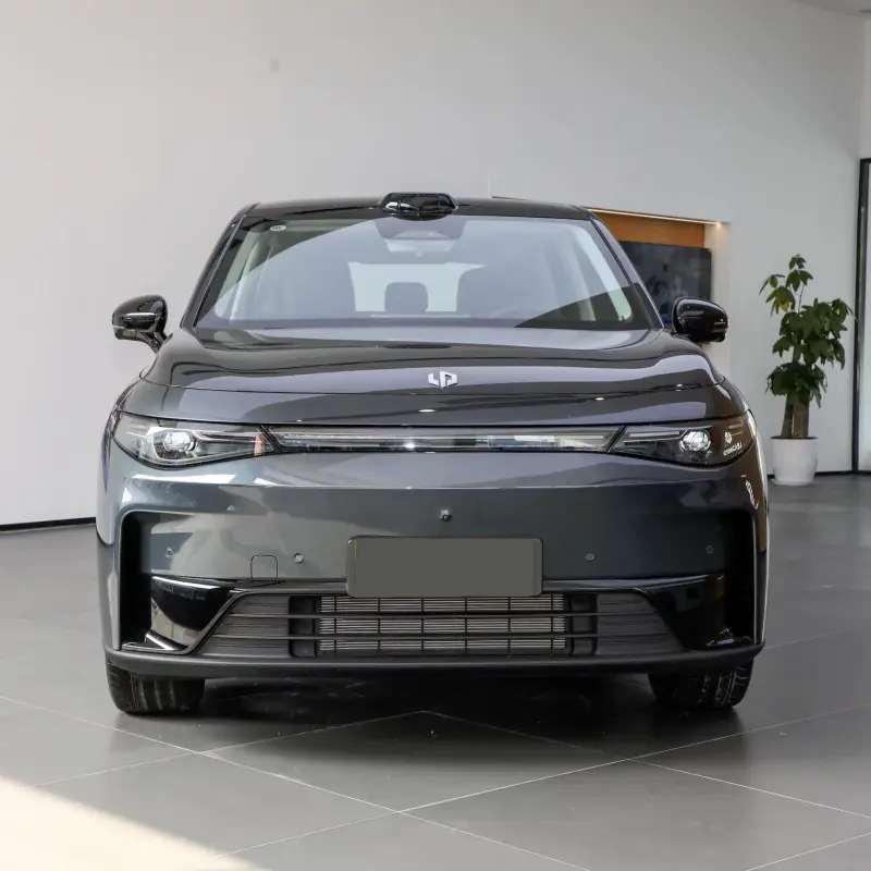 Leapmotor C10