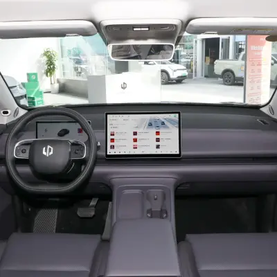 Leapmotor C10