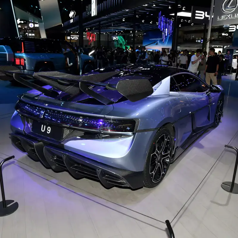BYD Yangwang U9